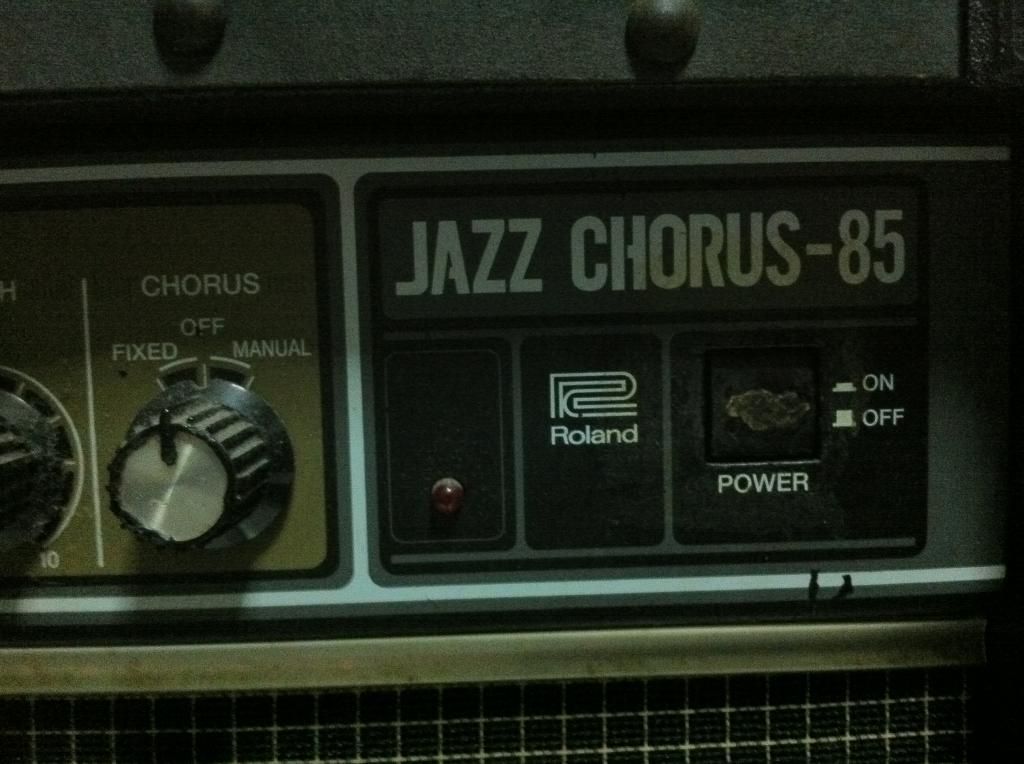 Roland Jazz Chorus JC-85